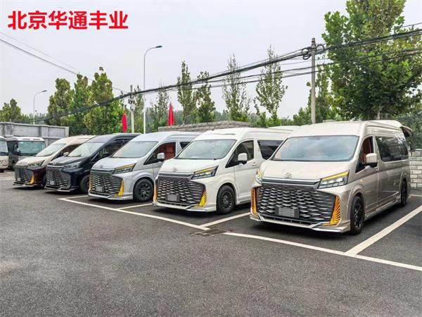 房车价格 新款丰田海狮改装方案AG真人试玩平台丰田海狮6座(图4)