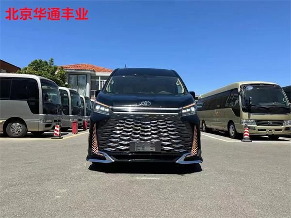 房车价格 新款丰田海狮改装方案AG真人试玩平台丰田海狮6座(图5)