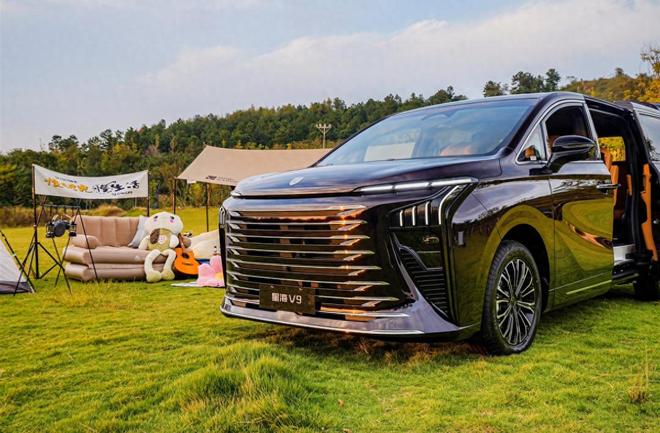 新定义家庭出行彻底终结“伪露营时代”AG真人娱乐“露营神车”星海V9重(图2)